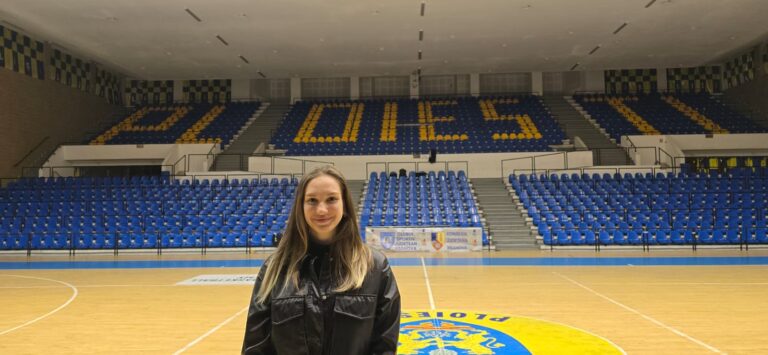 Andra Buzoianu a semnat cu CS Judeţean Prahova