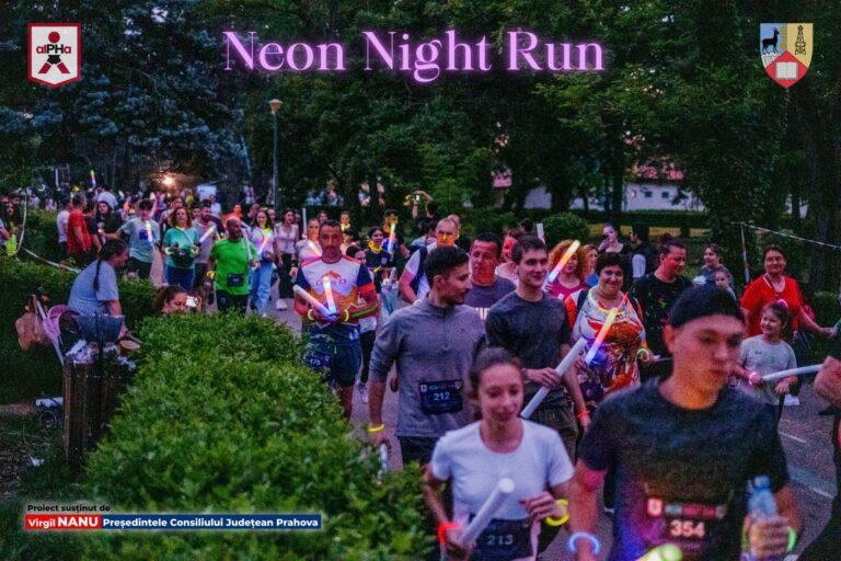 Am strâns toate luminile orașului! Peste 450 de participanți au făcut magie la prima ediție Neon Night Run Ploiești